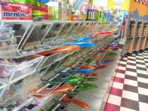 69551_497908380233820_202763084_n