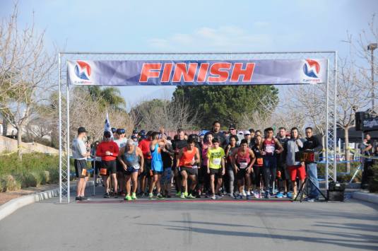 The crowd stacked up up waiting for the start of the 5K