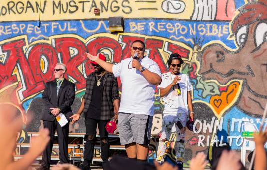 Photo of former Eisenhower High Grad Lewis pumping up Morgan Students Photo Credit Emily Rickard Photo